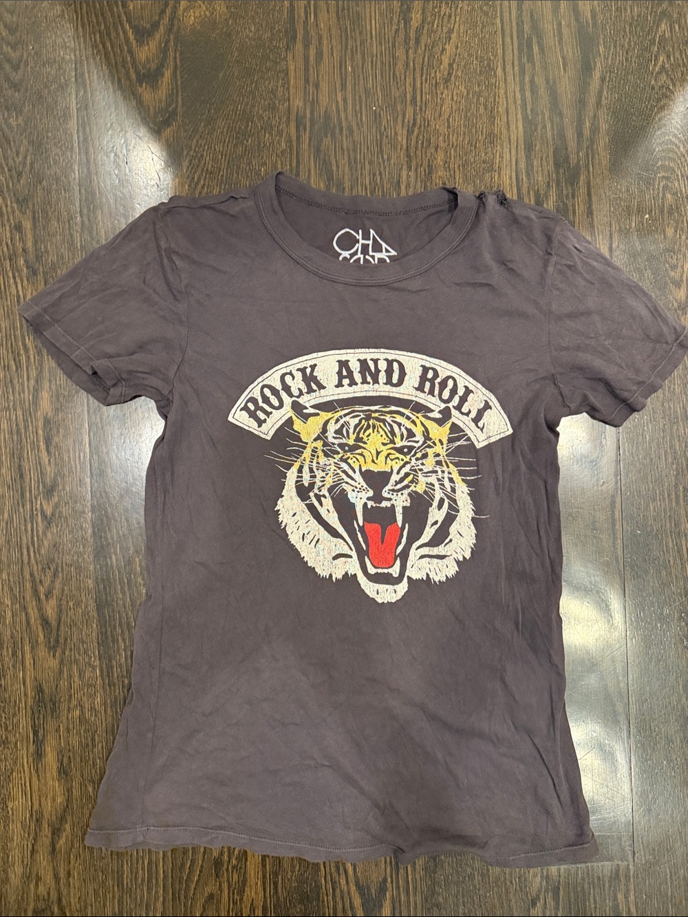 'Rock and Roll' Tiger Graphic Tee - Black